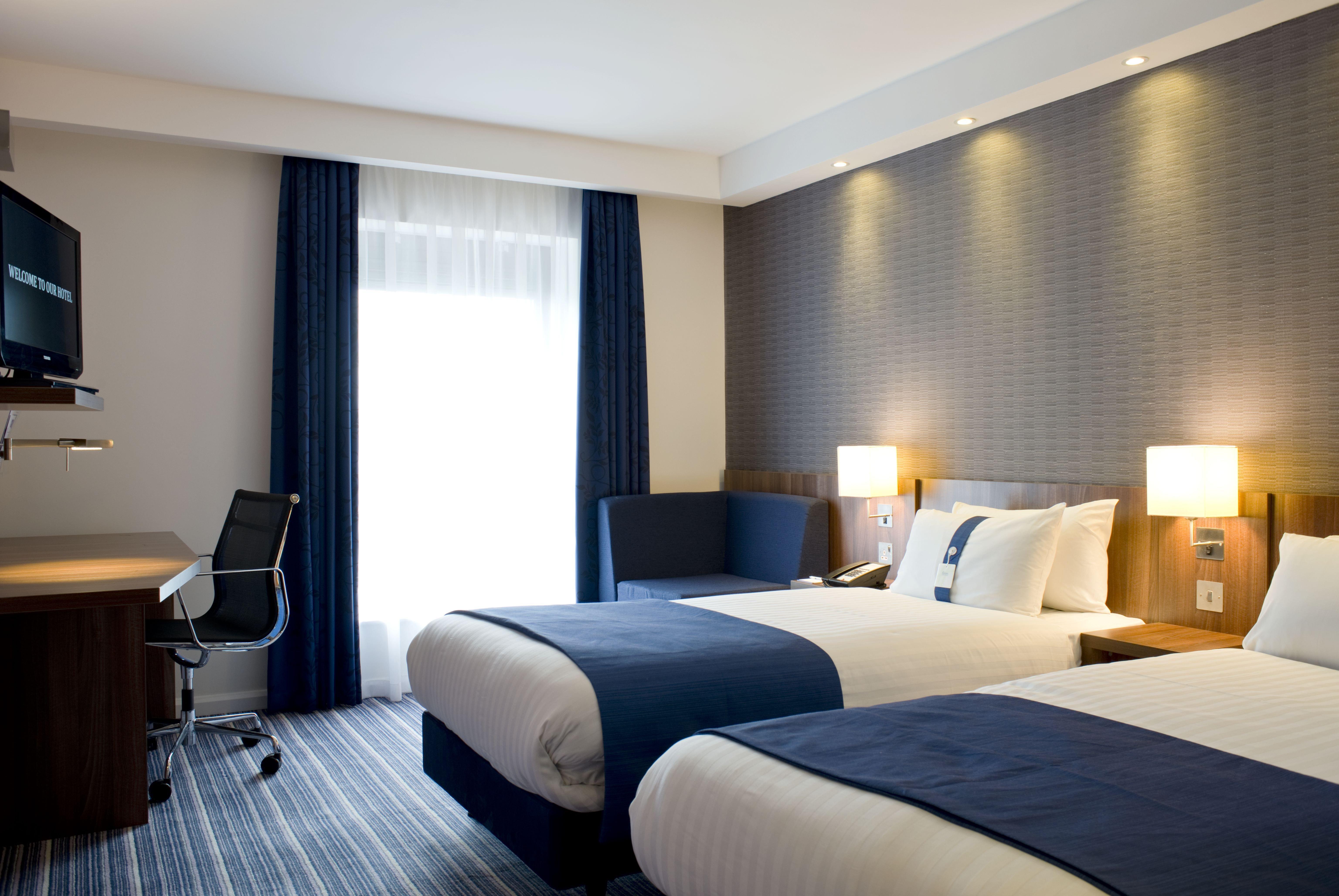 Holiday Inn Express Dunstable, An Ihg Hotel Eksteriør bilde