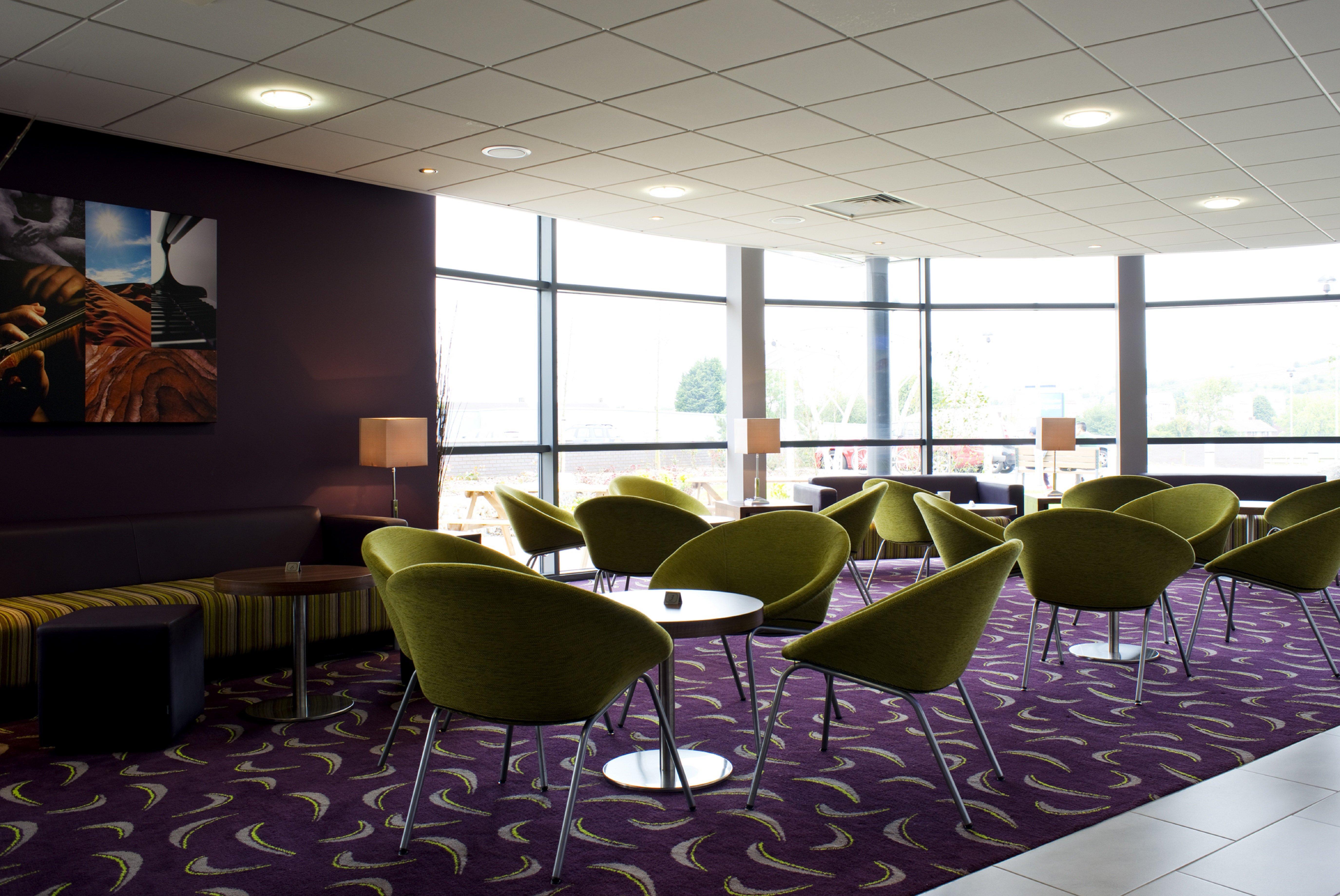 Holiday Inn Express Dunstable, An Ihg Hotel Eksteriør bilde