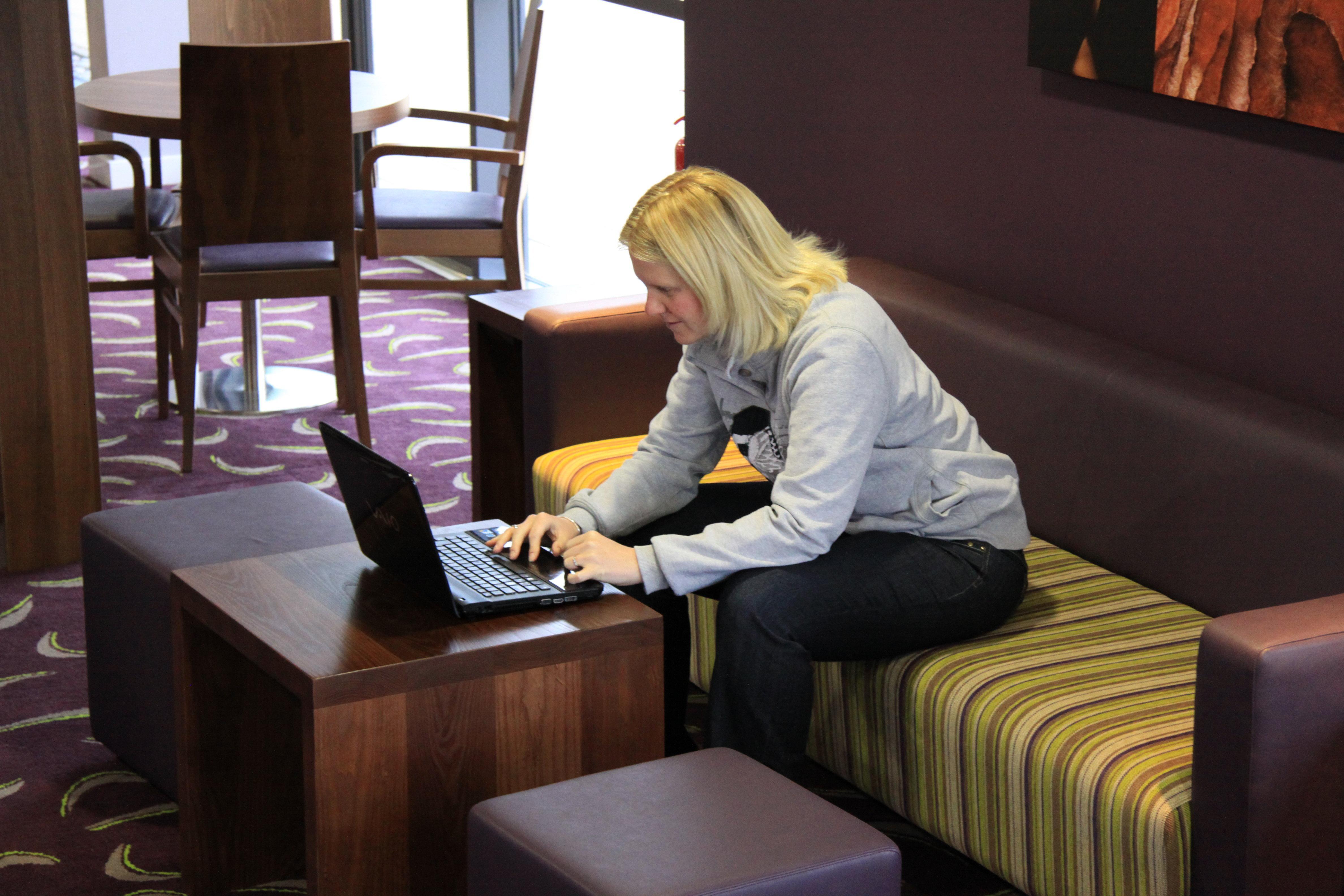 Holiday Inn Express Dunstable, An Ihg Hotel Eksteriør bilde