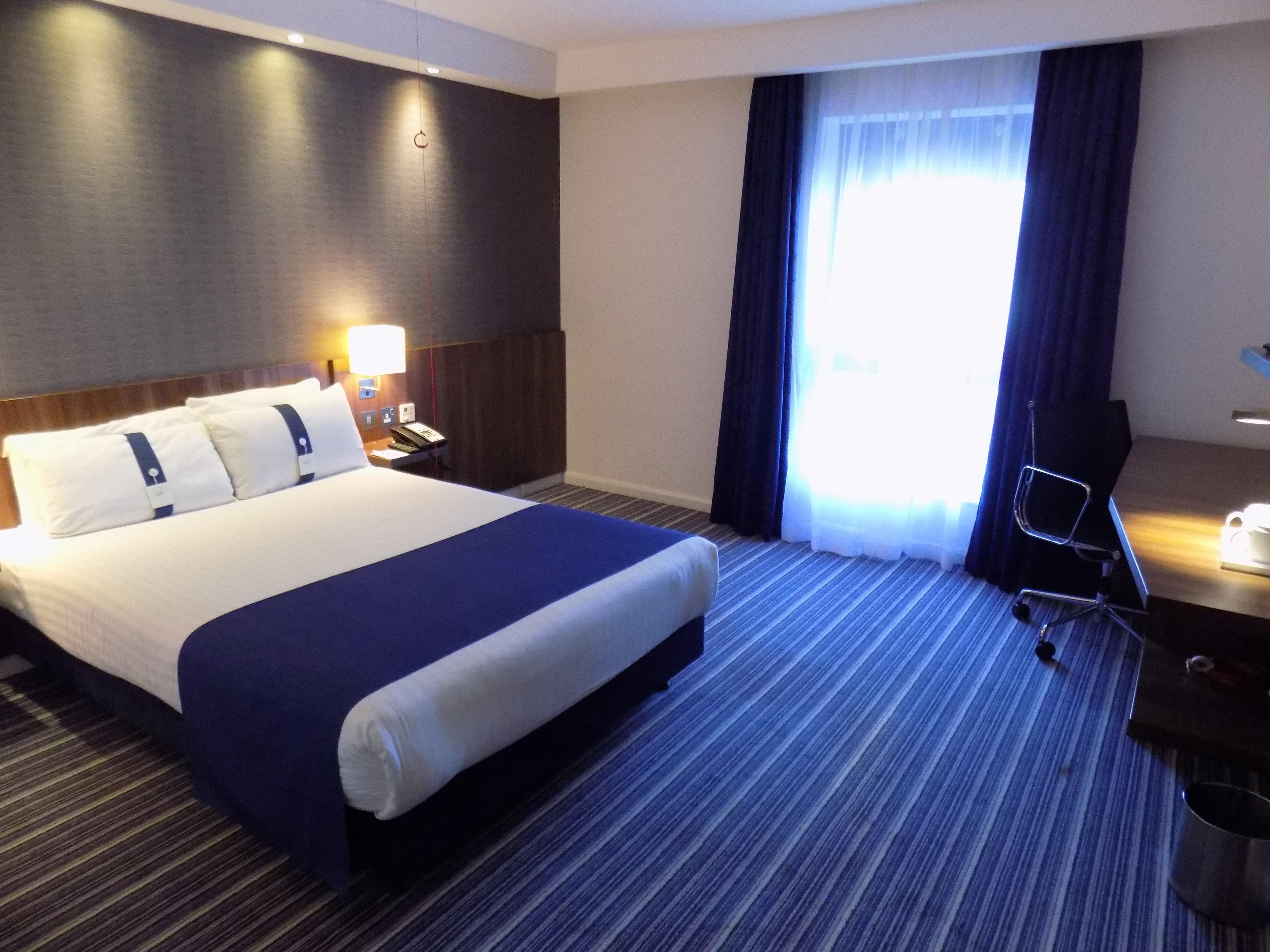 Holiday Inn Express Dunstable, An Ihg Hotel Eksteriør bilde
