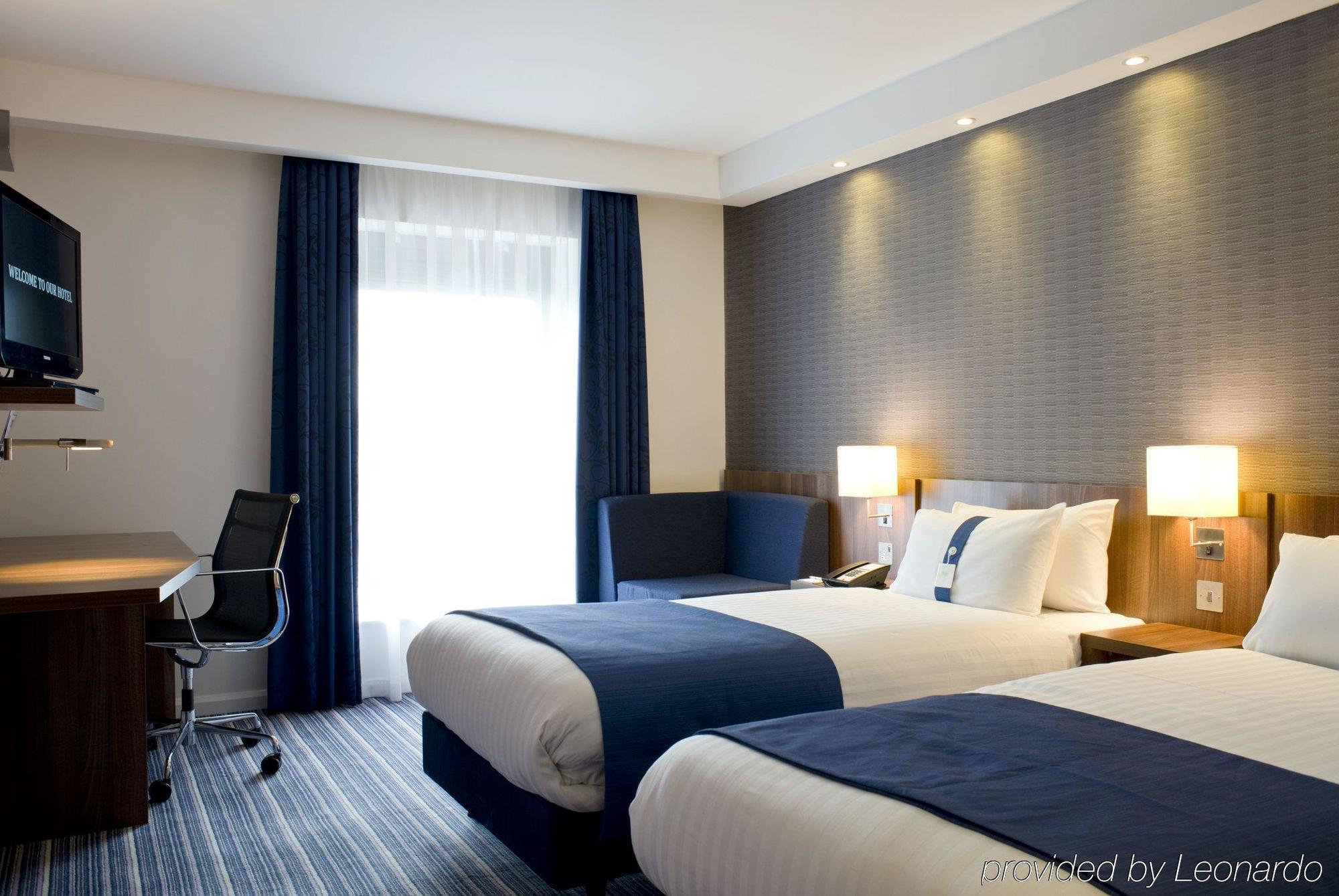 Holiday Inn Express Dunstable, An Ihg Hotel Eksteriør bilde