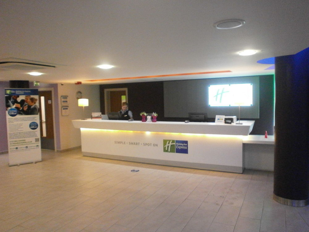 Holiday Inn Express Dunstable, An Ihg Hotel Eksteriør bilde